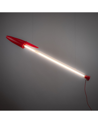 Huit lampes qui préfèrent désobéir au bon goût