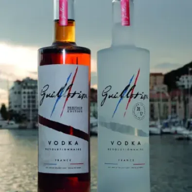 Le bonheur se trouve sur une plage en Italie