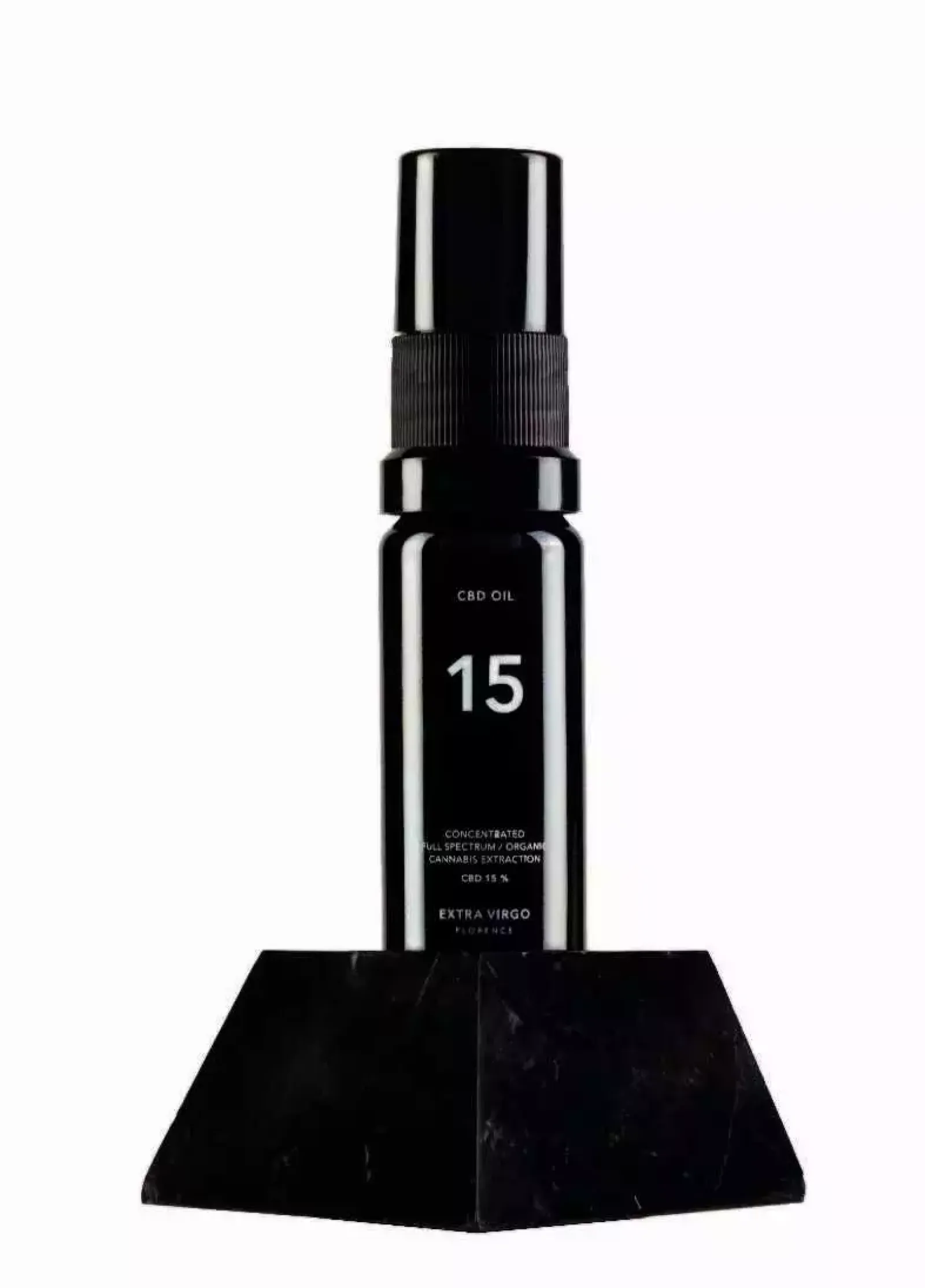 Pierre Niney par Thierno Sy pour l'Edito Magazine - IMG 1